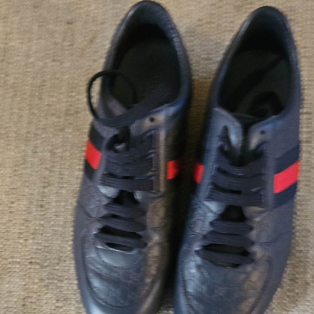 Men's Black and Red Sneakers